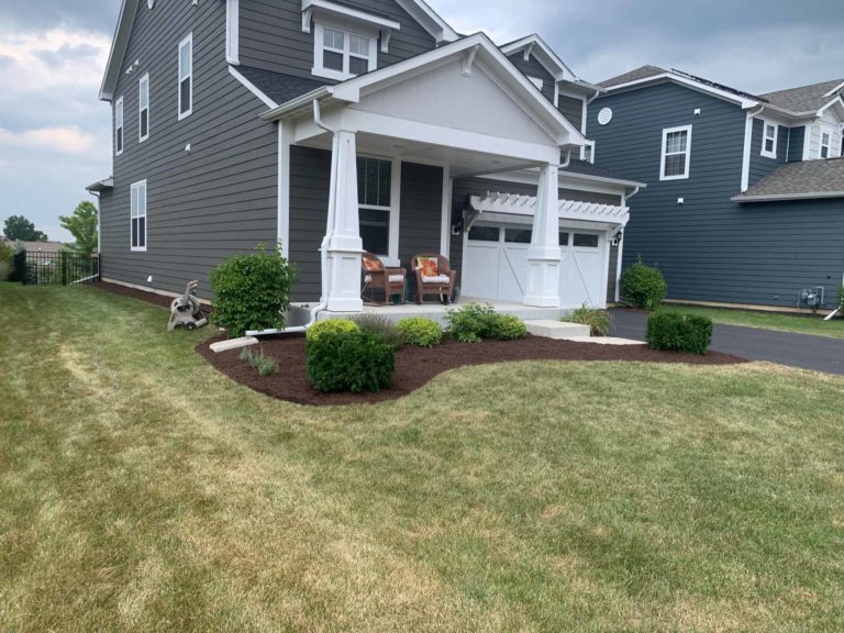 After-Picture-Woodridge-Planting-And-Mulch