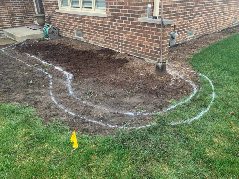 Before-Picture-Woodridge-Retaining-Wall-Install